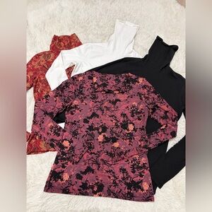 Peruvian Connection 4 Turtle Neck Bundle - Size M